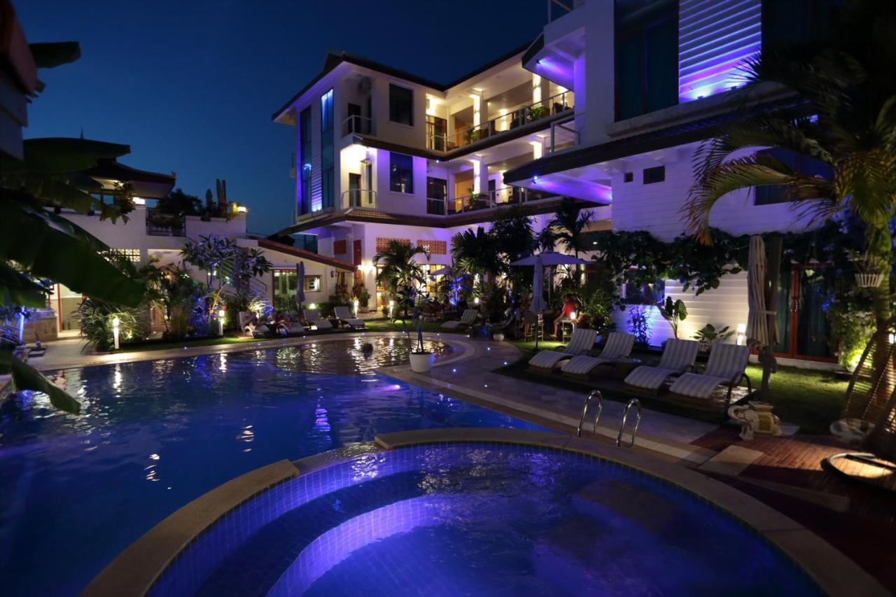 Deluxx Boutique Hotel Sihanoukville Exterior foto